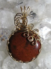 red moss
round